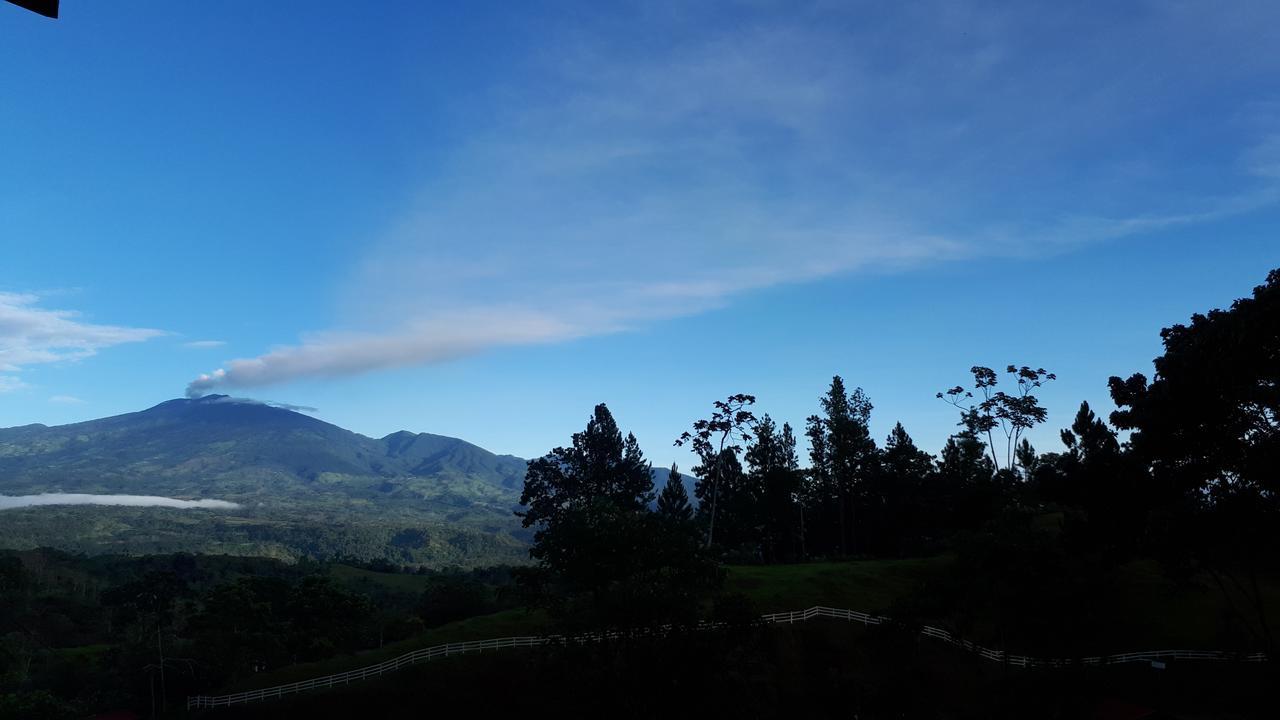 Finca Tres Equis - Farm And Forest Eksteriør billede